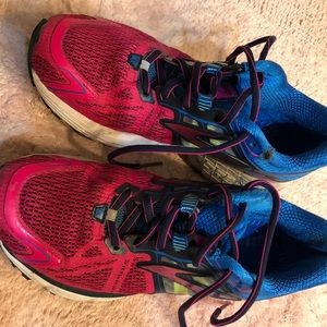 Brooks Ravenna dna Running Shoe sz 9/40.5 Medium